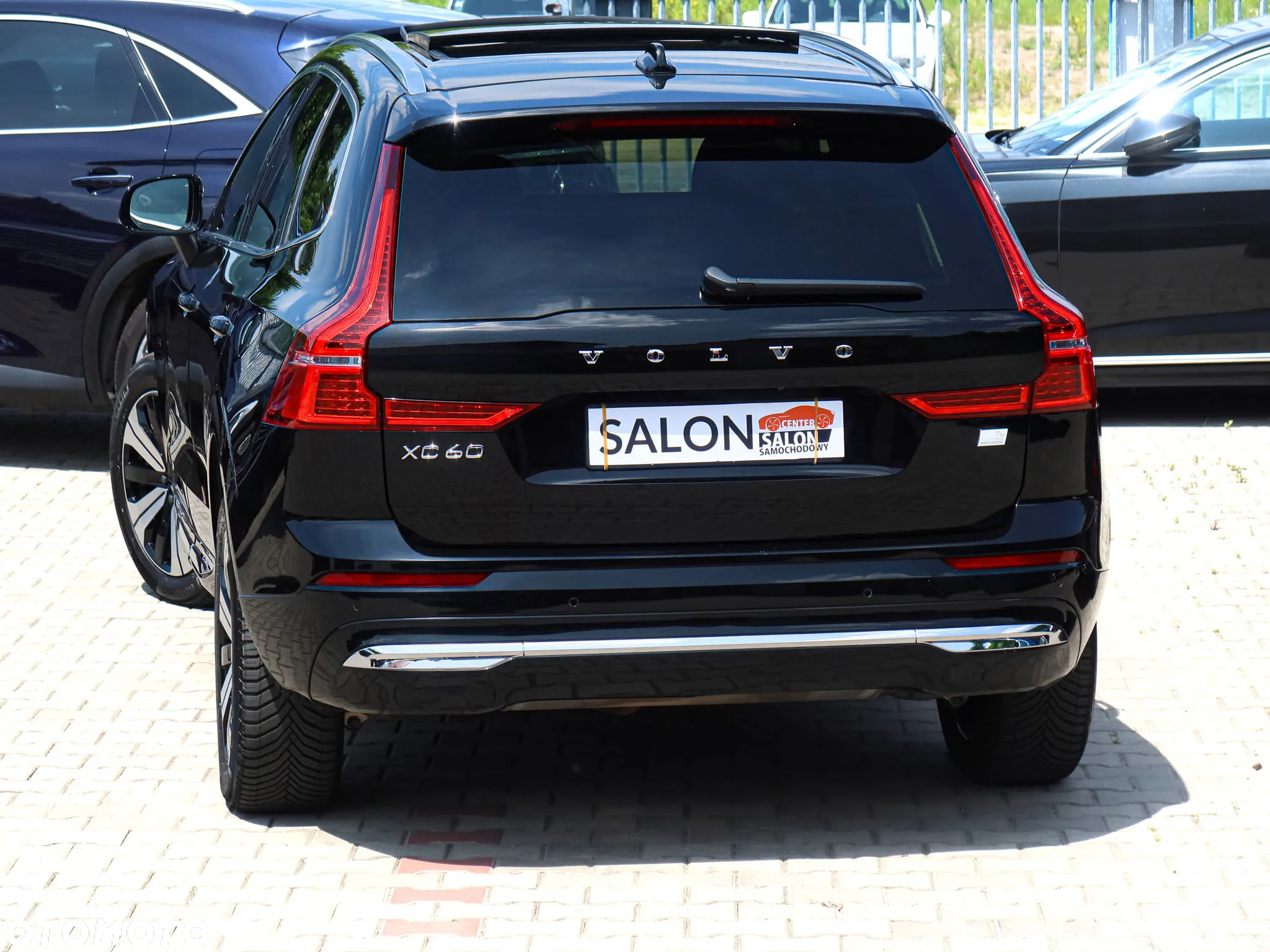 Volvo XC 60 T6 Plug-In Hybrid AWD Inscription - 9