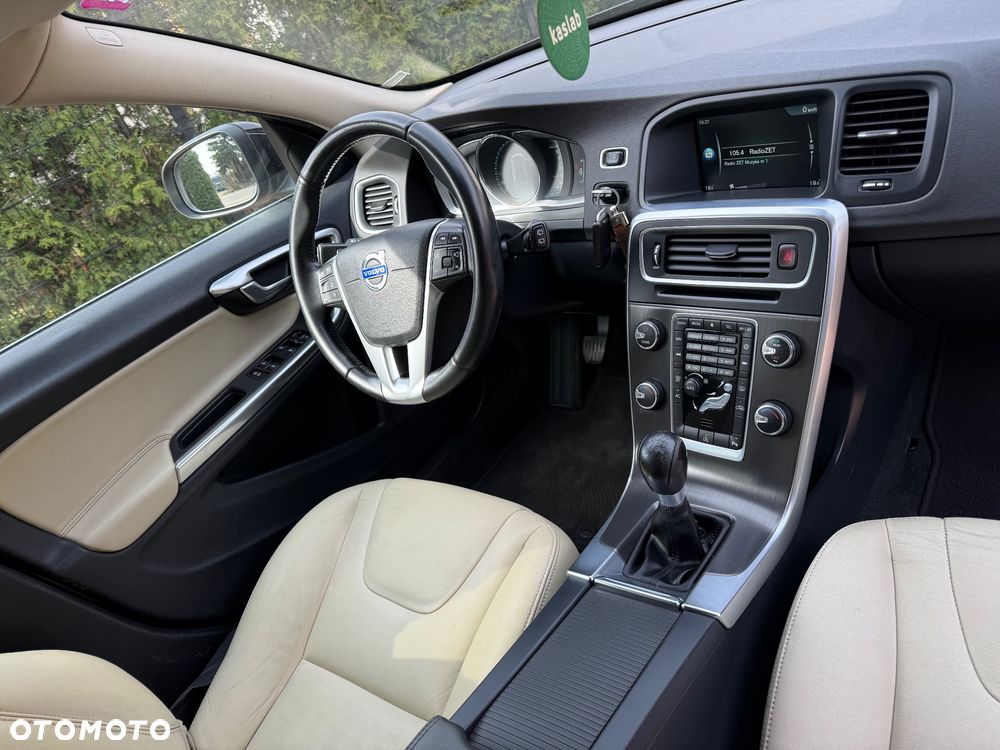 Volvo V60 T3 - 6