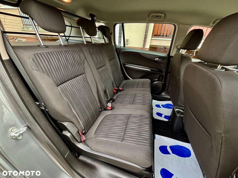 Opel Zafira - 27