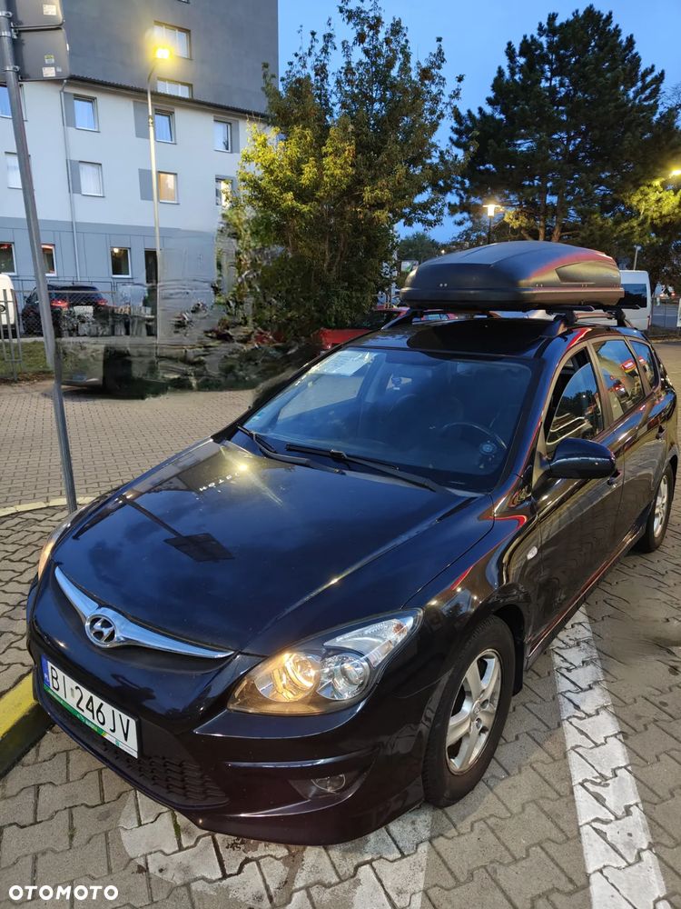 Hyundai i30 i30cw 1.4 Classic - 1