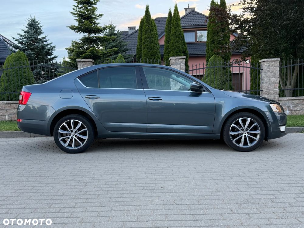 Skoda Octavia 1.6 TDI DPF Elegance - 2