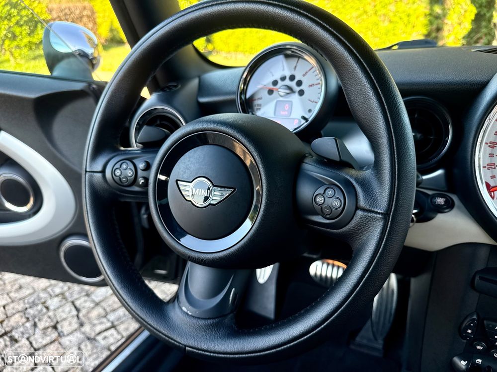 MINI 3 Portas Cooper SD Auto - 34