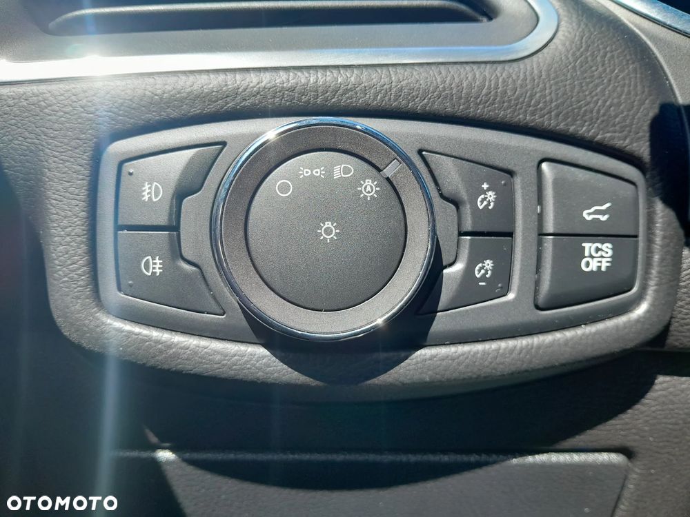 Ford Edge 2.0 EcoBlue Twin-Turbo 4WD ST-Line - 14