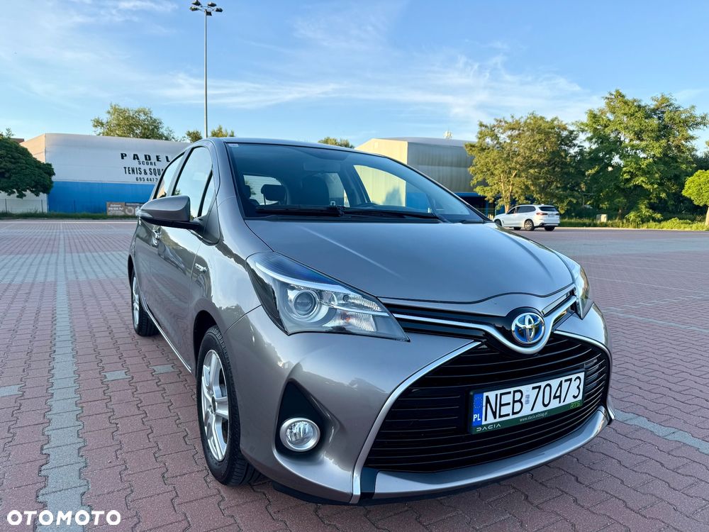 Toyota Yaris 1.5 VVT-i Comfort mit Design Paket - 11