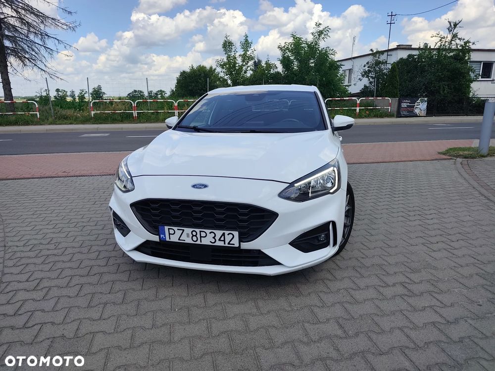 Ford Focus 1.5 EcoBlue Start-Stopp-System ST-LINE - 11