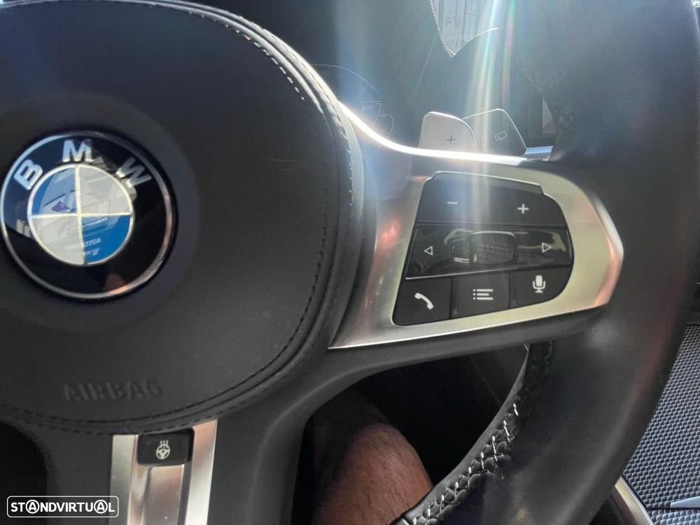BMW 330 e Pack M Auto - 22