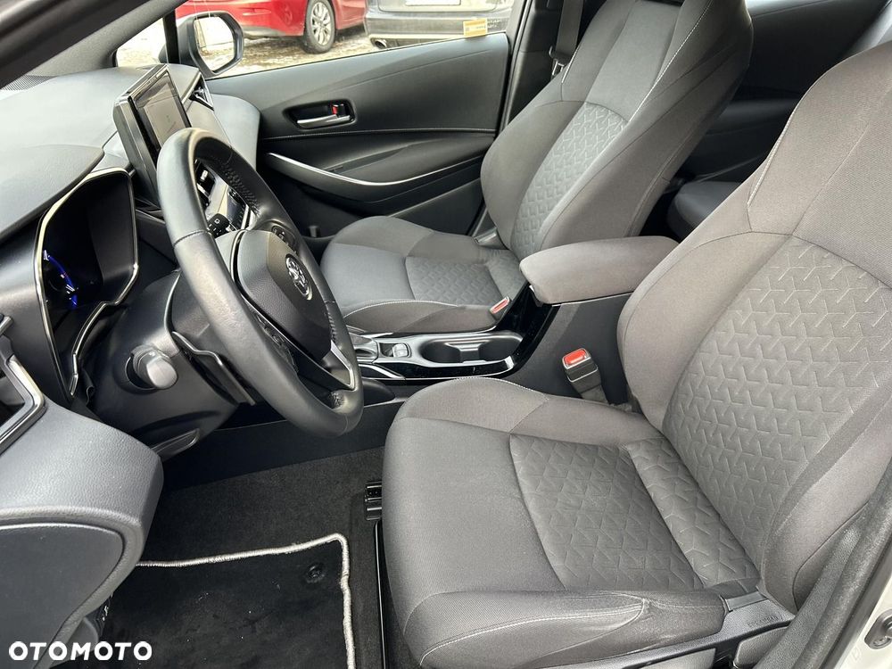 Toyota Corolla 2.0 Hybrid Comfort - 11