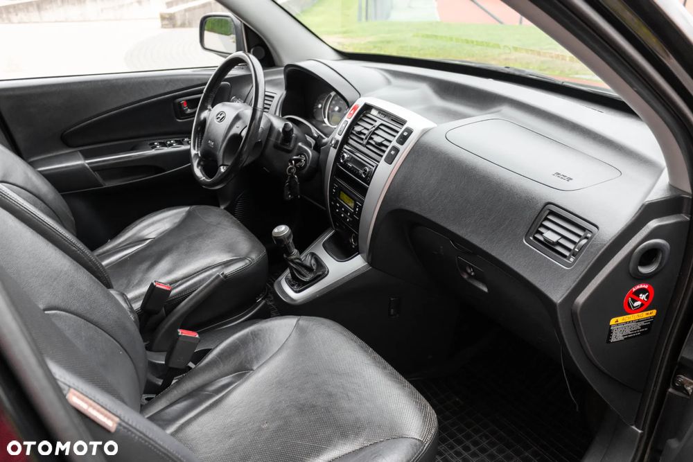 Hyundai Tucson 2.0 Elegance / Premium - 24