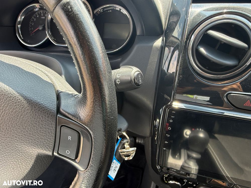 Dacia Duster dCi 110 FAP 4x2 Laureate - 19