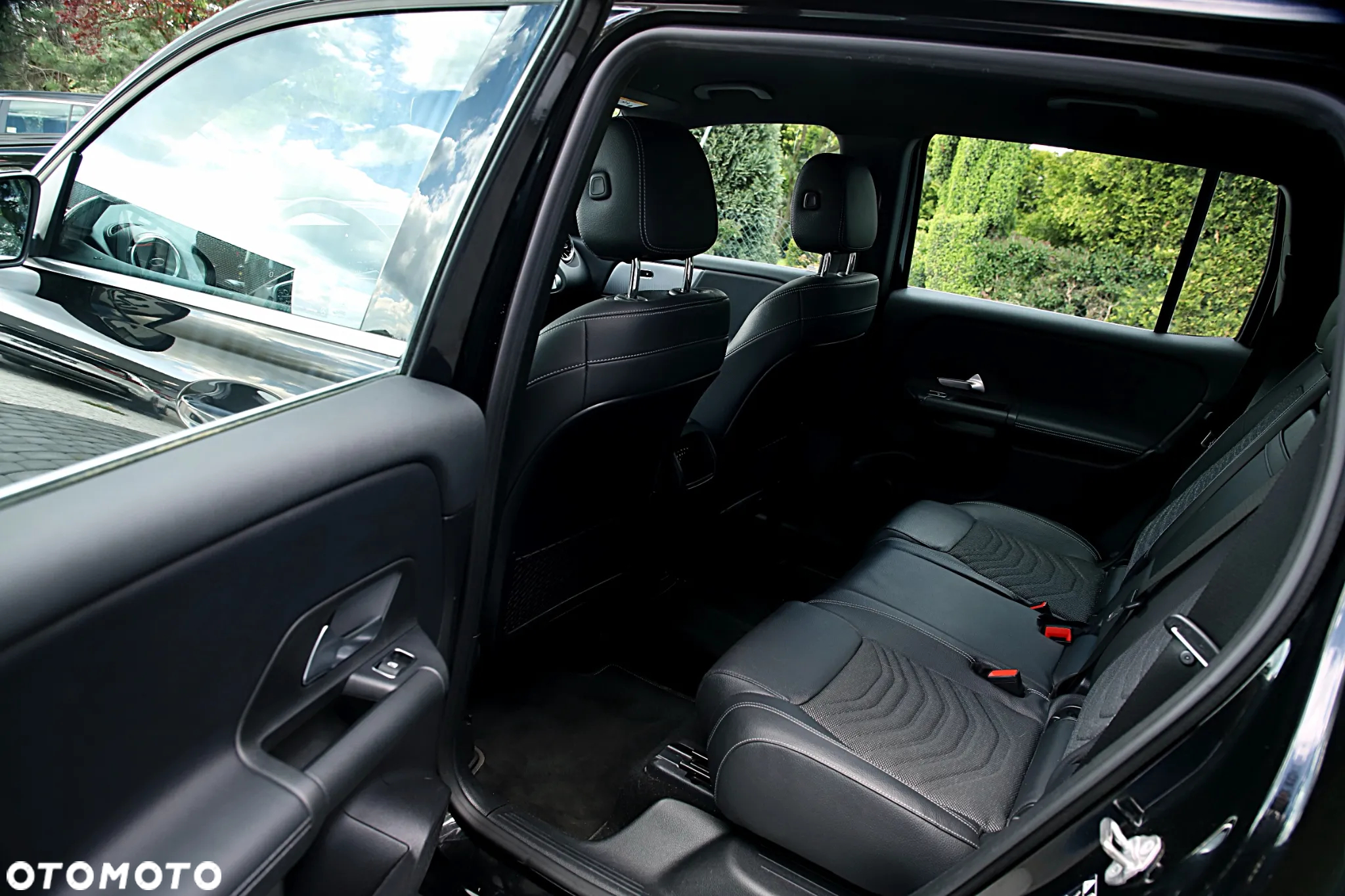 Mercedes-Benz GLB 200 7G-DCT - 22