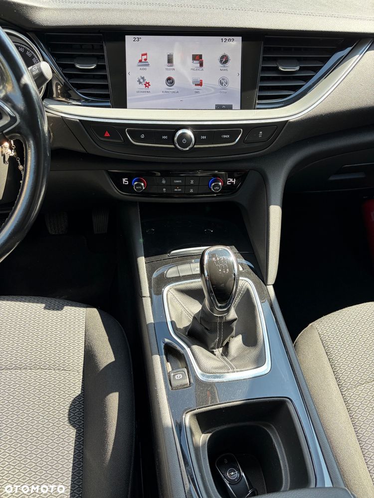 Opel Insignia - 8