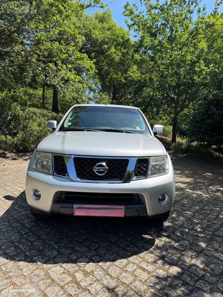 Nissan Navara - 1