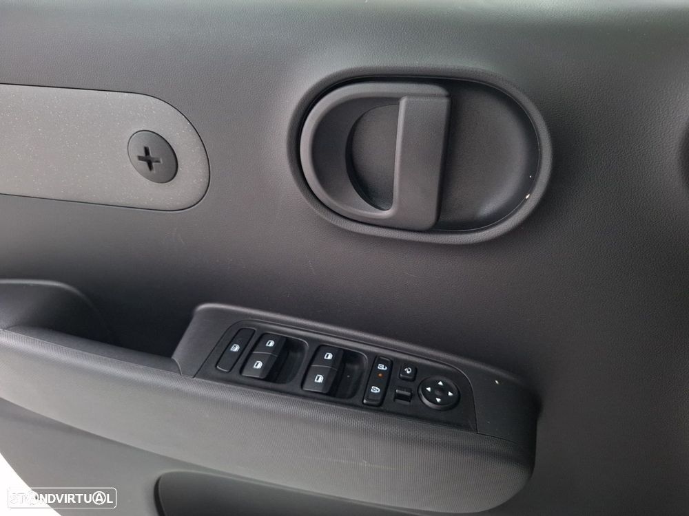 Hyundai Inster 42 kWh Comfort Plus 5L — fotografia 24