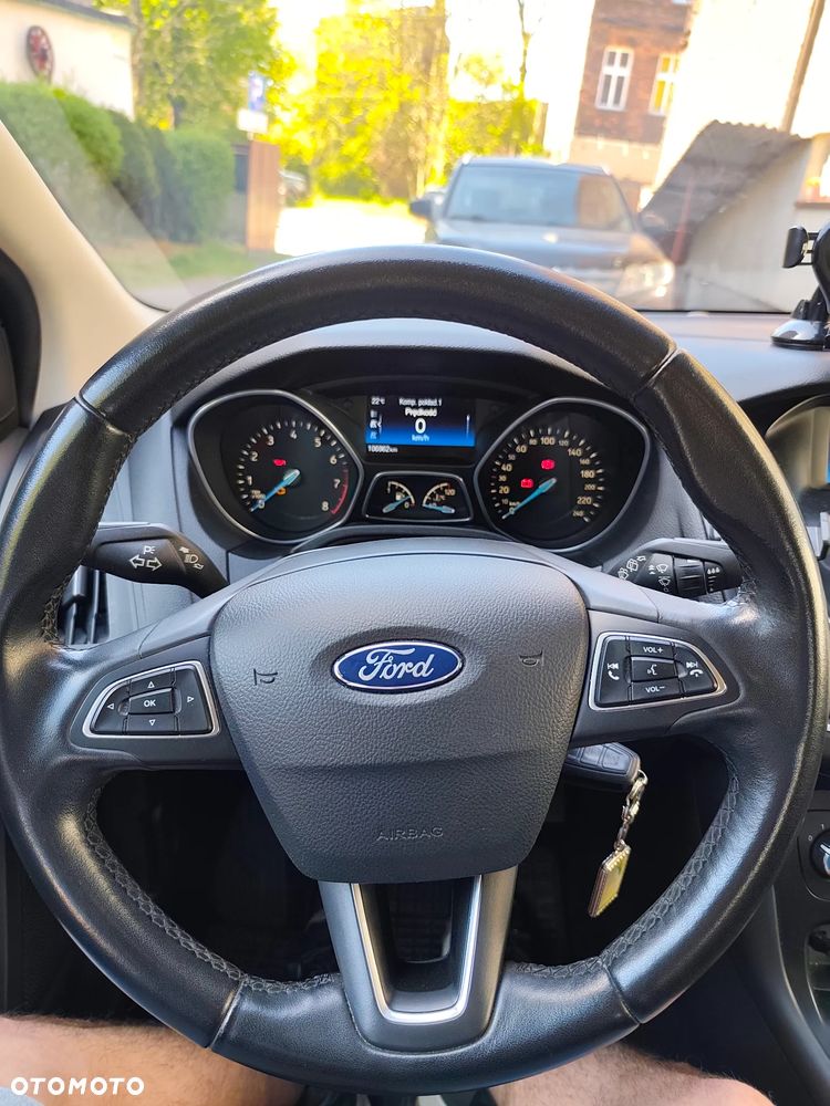 Ford Focus 1.6 Trend - 12