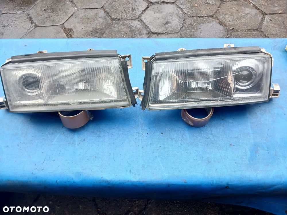 Lampa przód skoda Octavia I  lewa przedlift