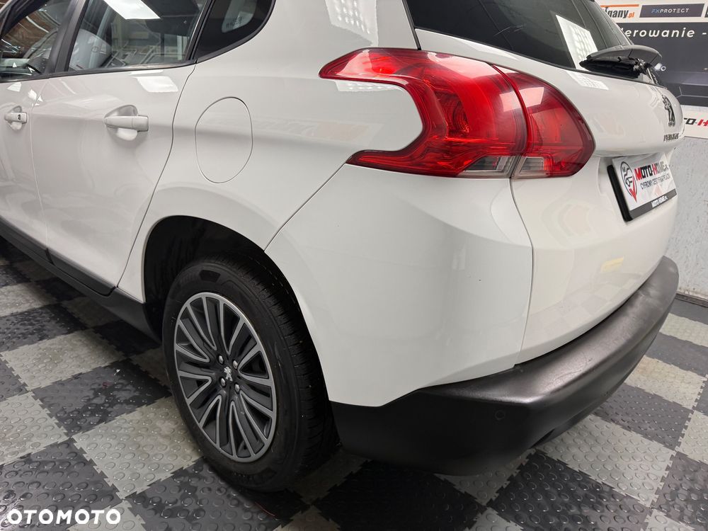 Peugeot 2008 - 18
