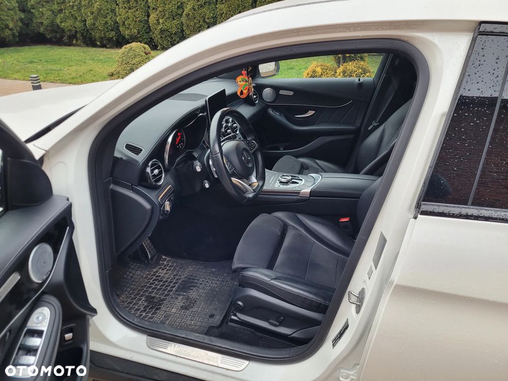 Mercedes-Benz GLC - 18