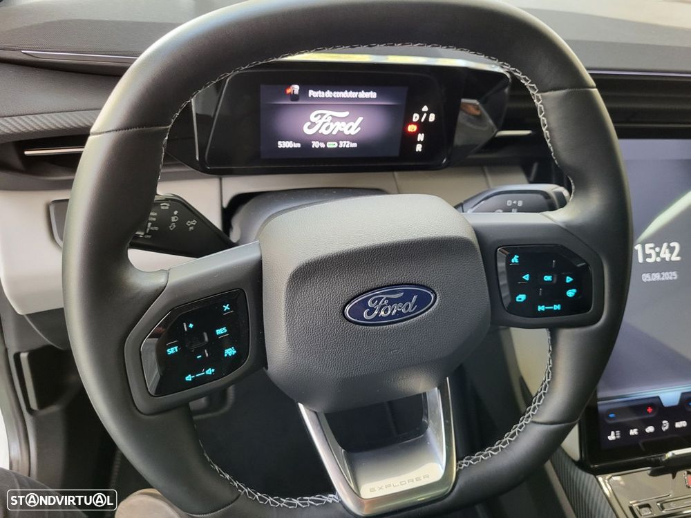 Ford Explorer 77 kWh Premium - 8