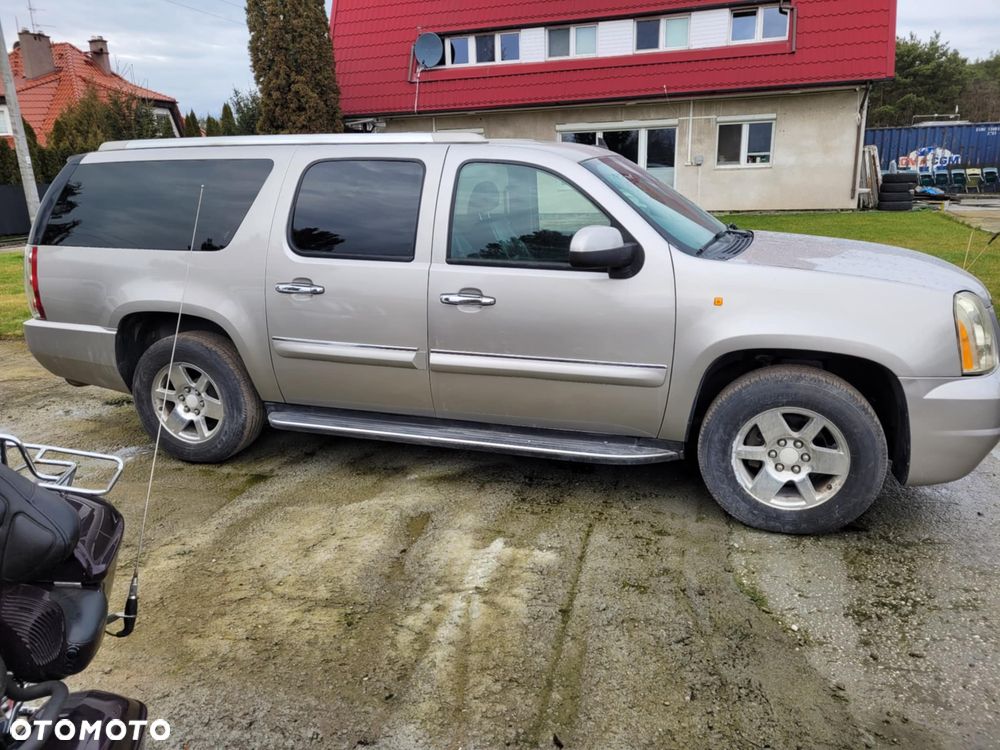 GMC Yukon - 5