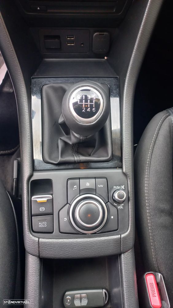Mazda CX-3 1.8 Sky.Evolve Navi - 12