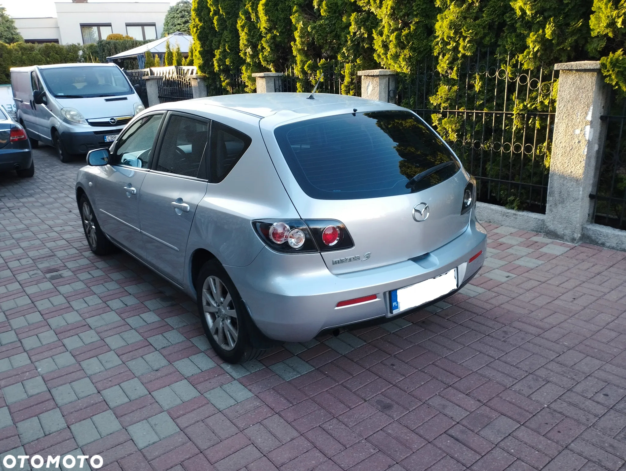 Mazda 3 1.6 Exclusive - 4
