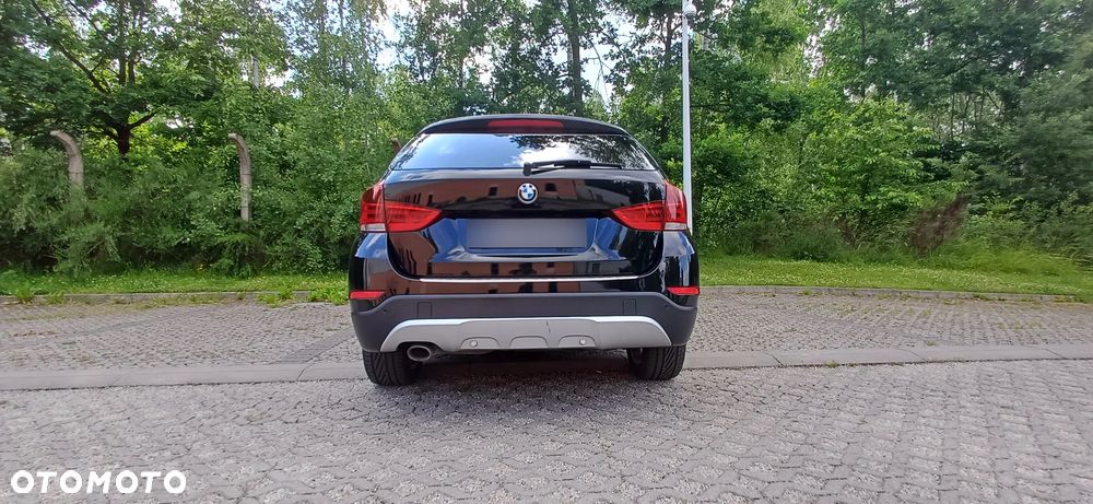 BMW X1 sDrive18d - 15