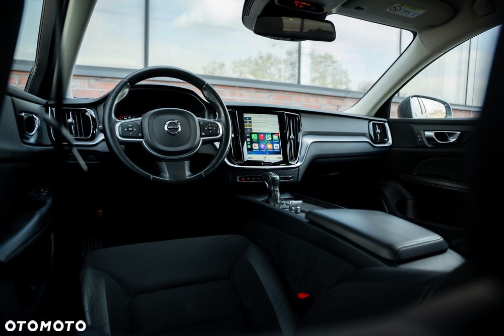 Volvo V60 D3 Geartronic Momentum - 28