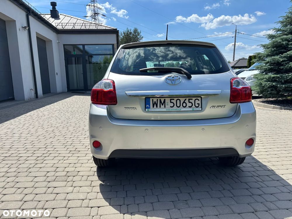 Toyota Auris 2.0 D-4D Sol - 5