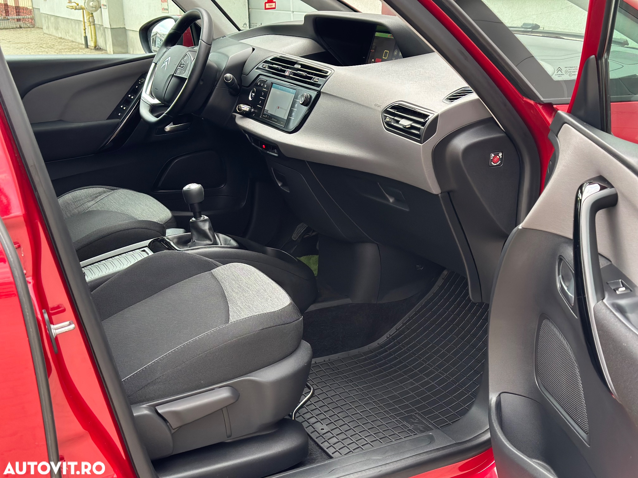 Citroën C4 Picasso 1.6 BlueHDi S&S Feel - 11