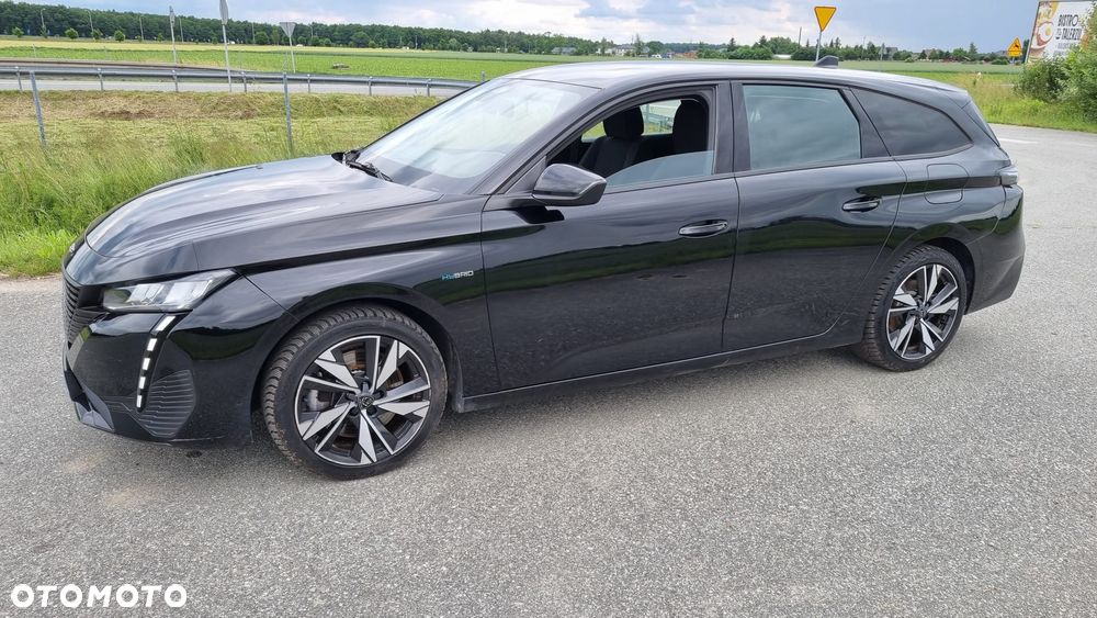 Peugeot 308 180 e-EAT8 GT - 14