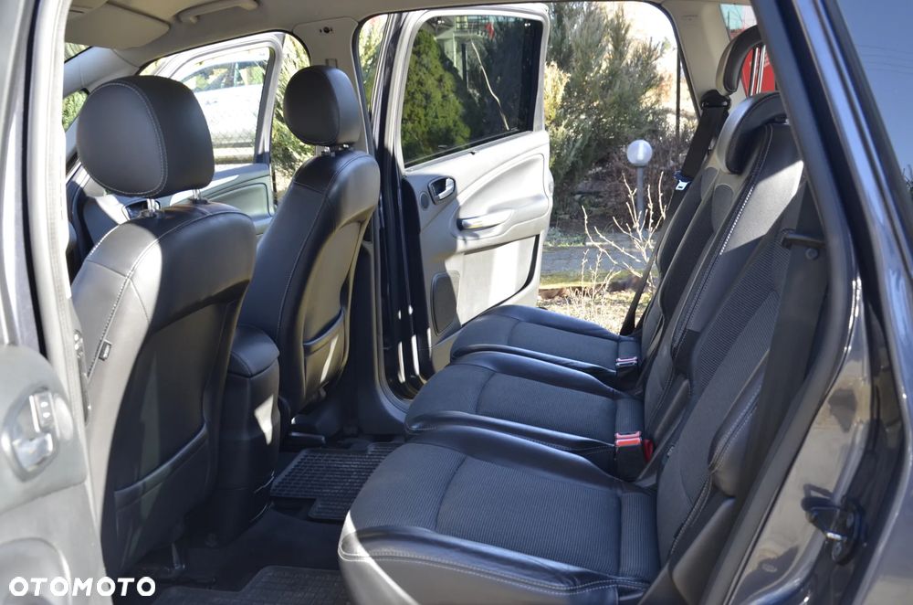 Ford S-Max 2.0 TDCi Titanium - 11