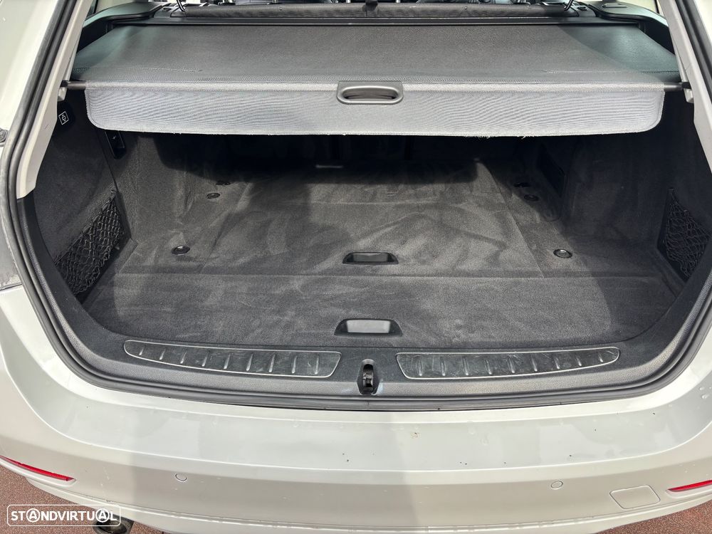 BMW 318 d Modern Line - 11