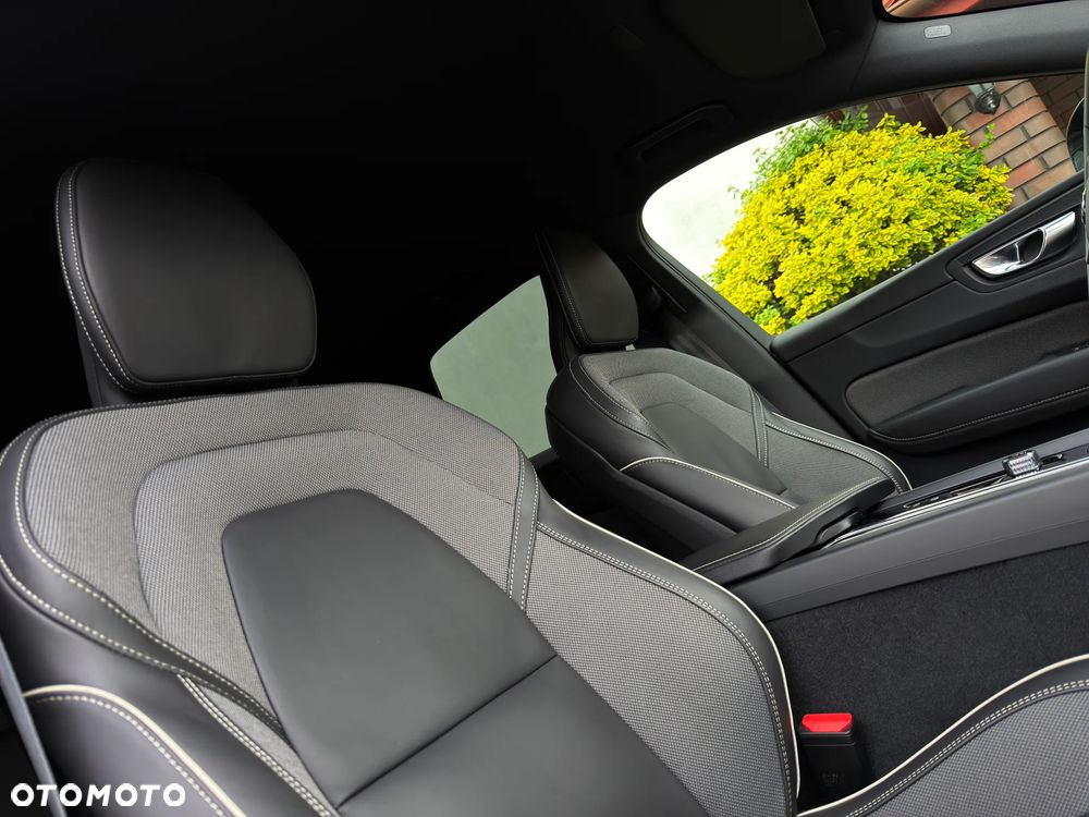 Volvo XC 60 B4 D AWD Geartronic RDesign - 10