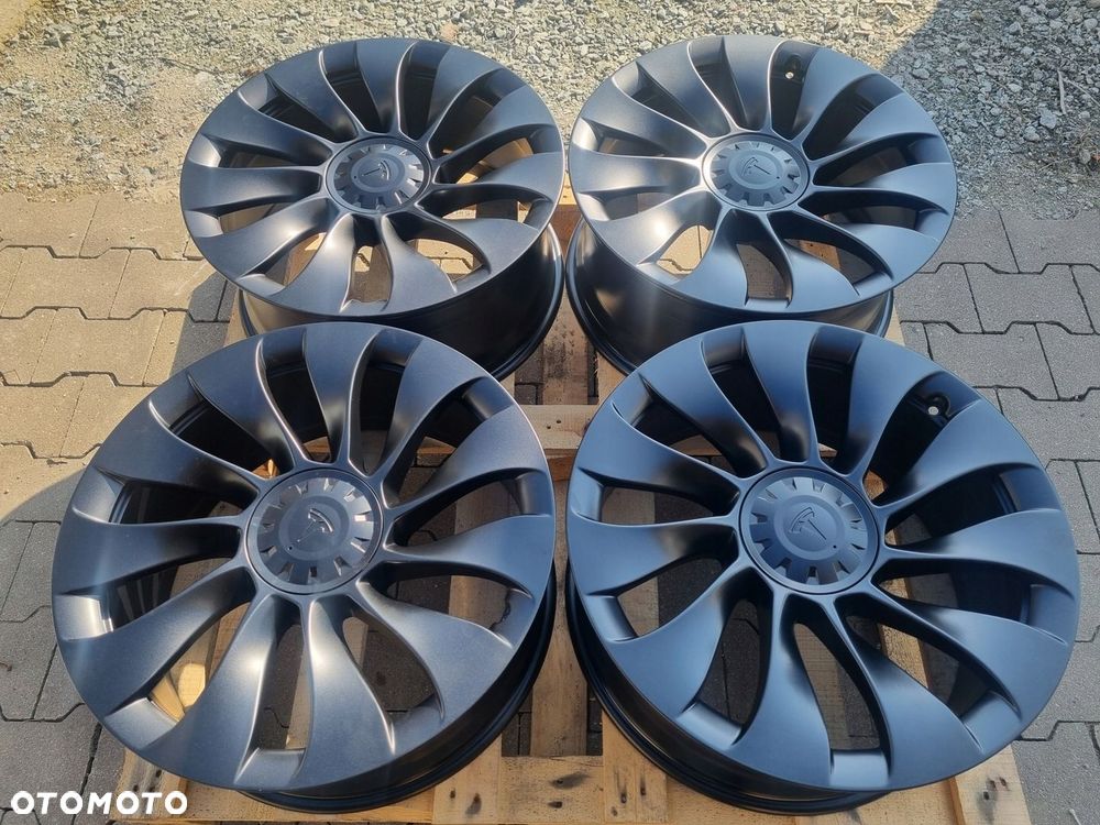 Felgi oryginał Tesla 1044267-00-A 20x9J ET 34 5x114.3 - 3