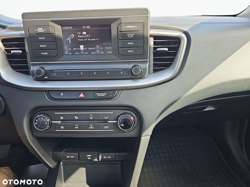 Kia Ceed - 23
