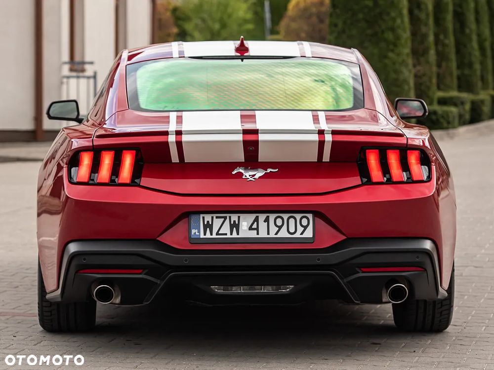 Ford Mustang 2.3 EcoBoost - 11