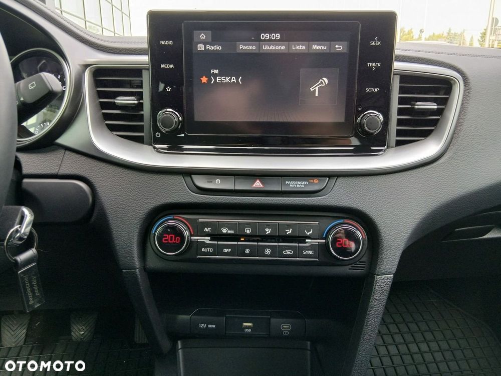 Kia Ceed 1.5 T-GDI M - 16