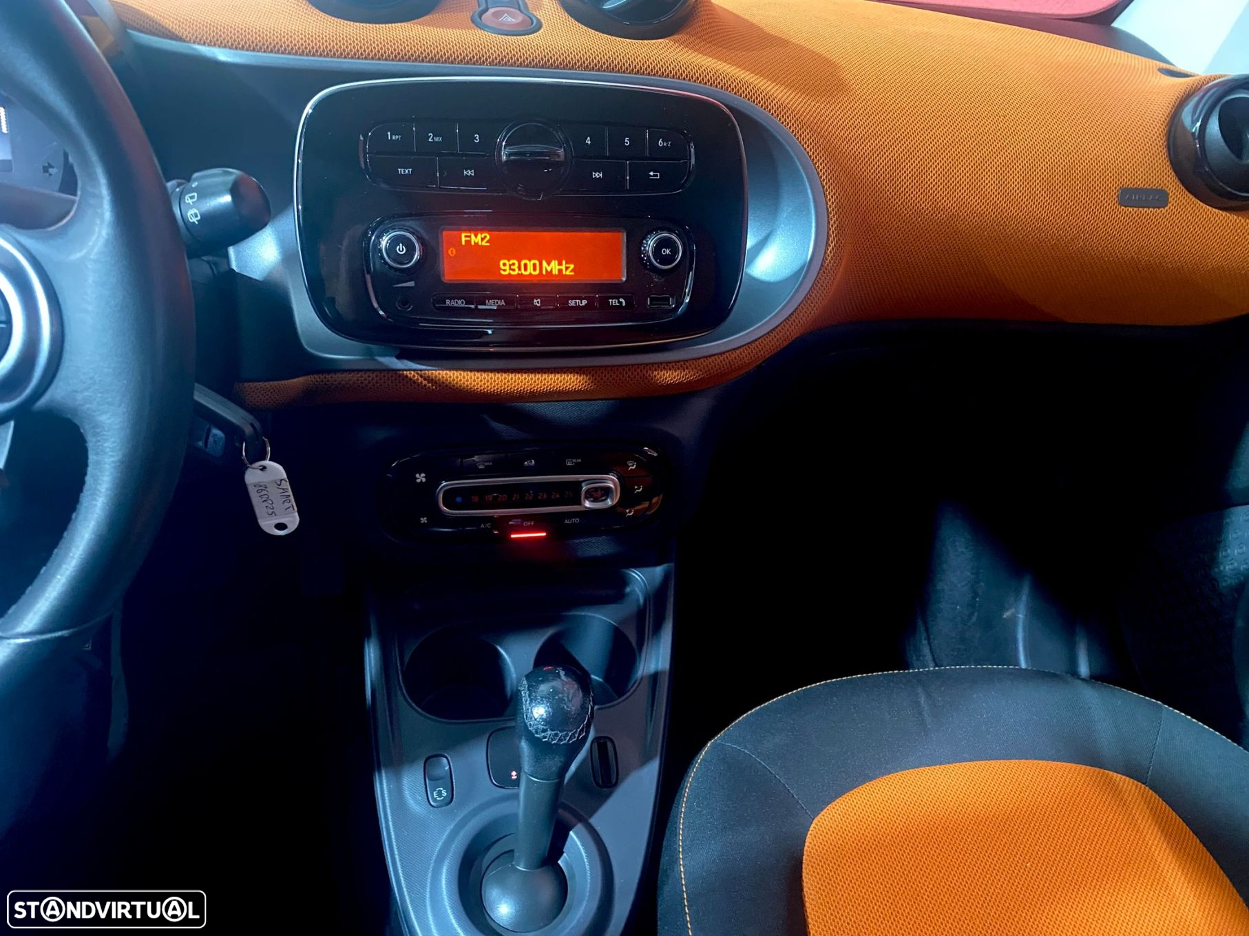 Smart ForTwo Coupé 1.0 mhd Passion 71 Softouch - 24