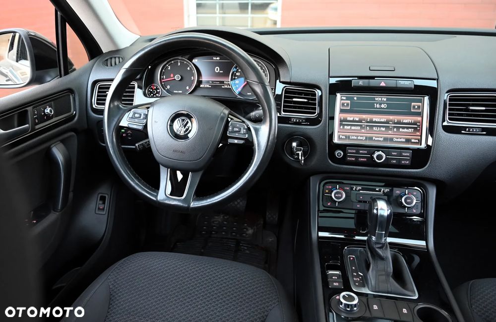 Volkswagen Touareg - 28