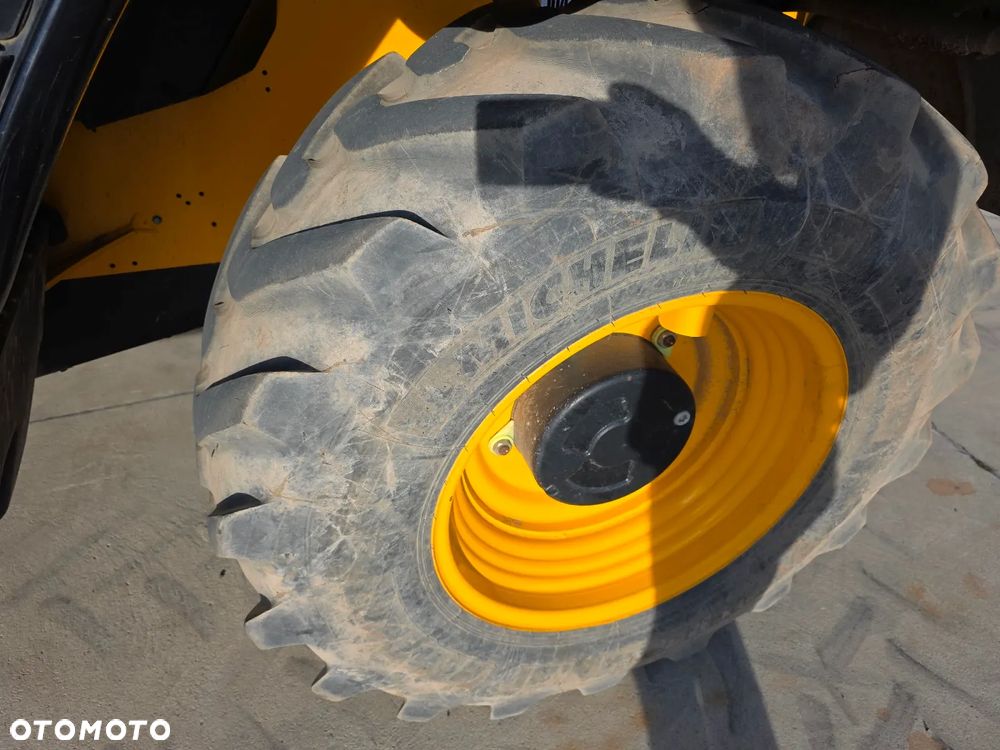 JCB 531-70 jak MT 732 BC55 - 15