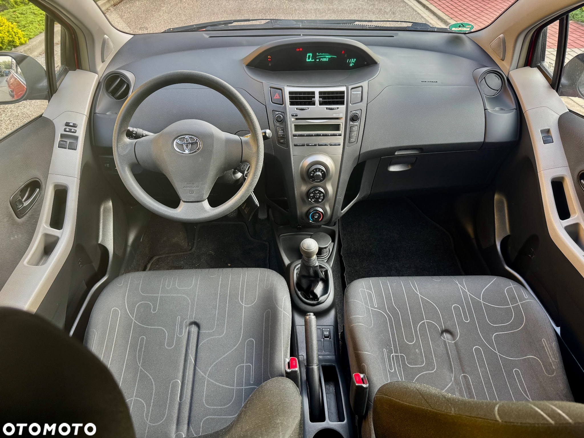 Toyota Yaris 1.0 Luna - 9