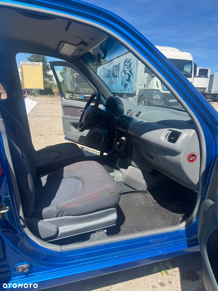 Nissan Micra - 9
