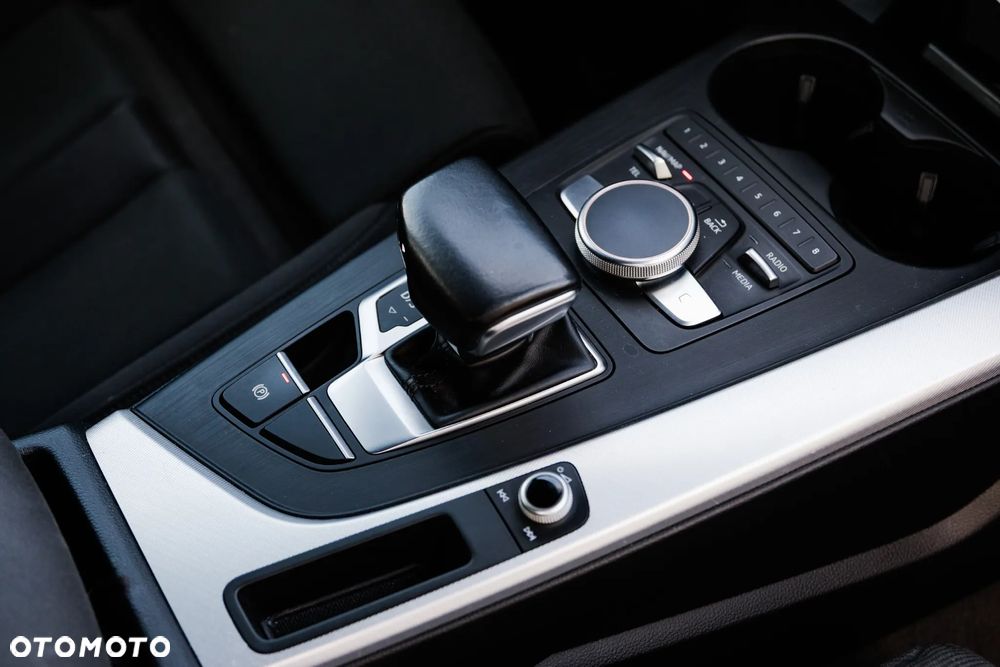 Audi A4 Avant 2.0 TDI S tronic - 7