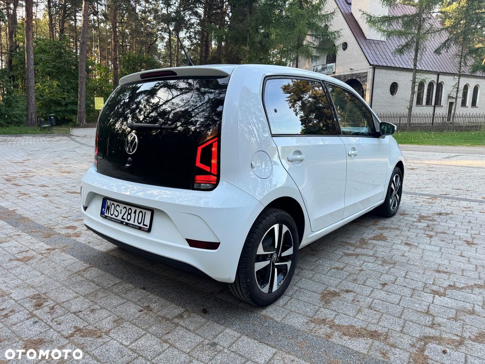 Volkswagen up! Active - 7