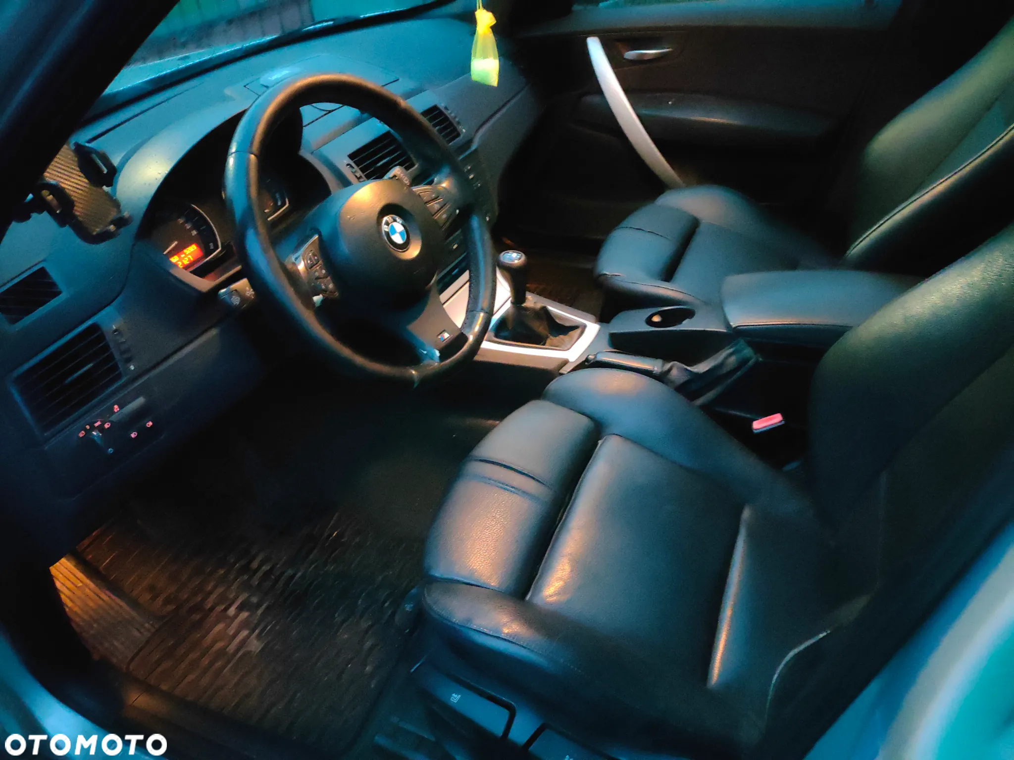 BMW X3 2.0d - 8