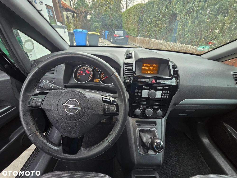 Opel Zafira 1.8 Innovation 110 Jahre - 18