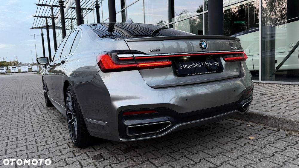 BMW Seria 7 - 13