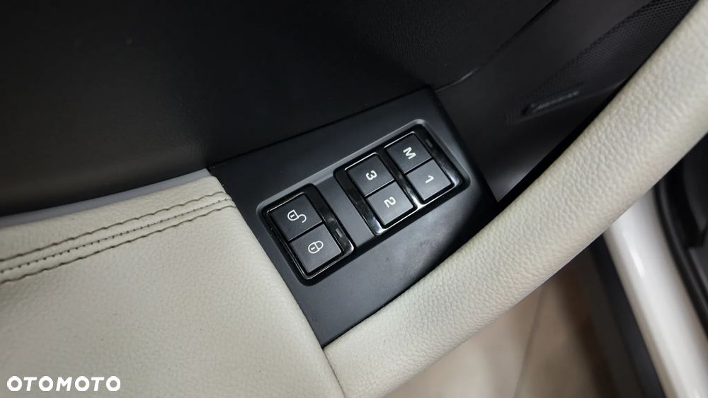 Jaguar F-Pace 2.0 i4D AWD Prestige - 23