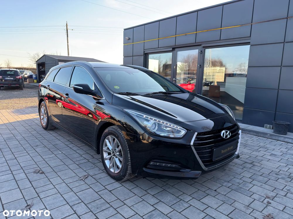 Hyundai i40 1.7 CRDi BlueDrive Business - 1