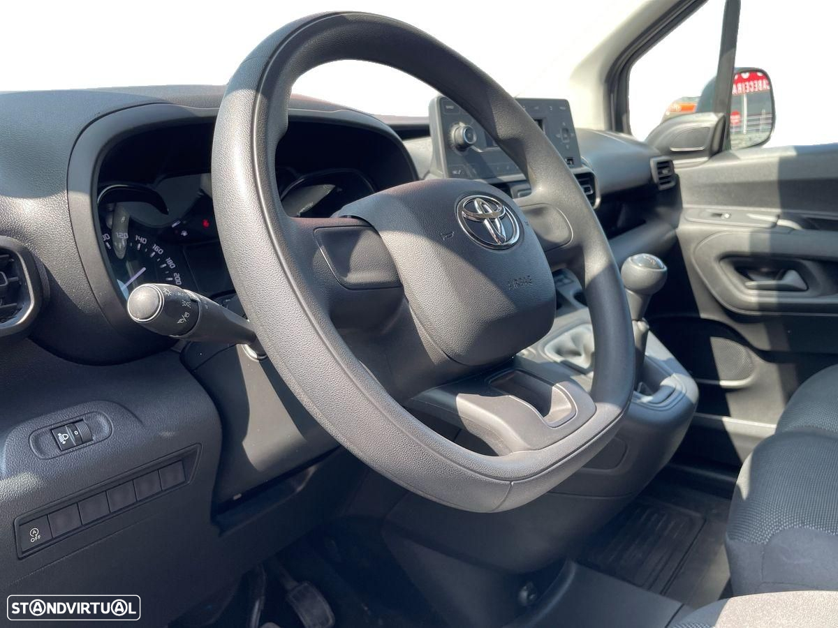 Toyota Proace - 10
